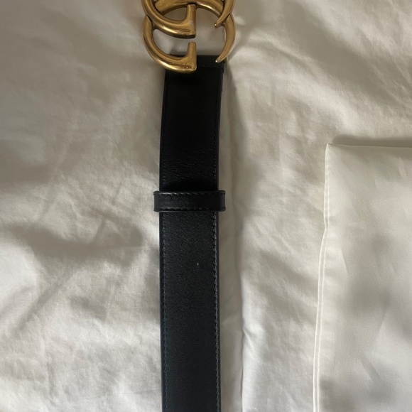 Gucci Leather Belt with double G buckle main image 6